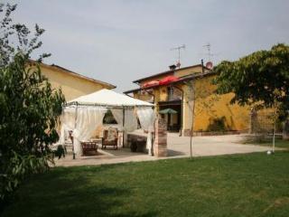 Bed and Breakfast La Cascina Di Alice Кастільйоне-делле-Стів'єре Екстер'єр фото
